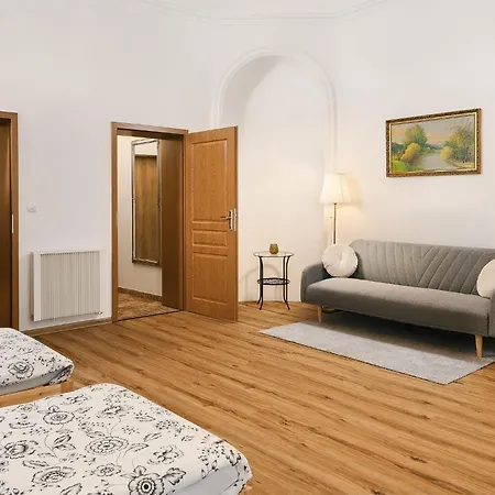 Apartment Mestansky Dum